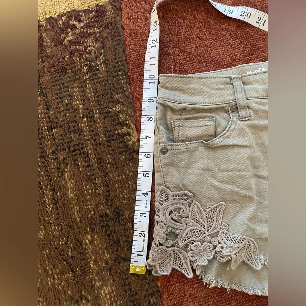 Crochet Detail High Rise Stretch Cotton Button Fly Jean Shorts